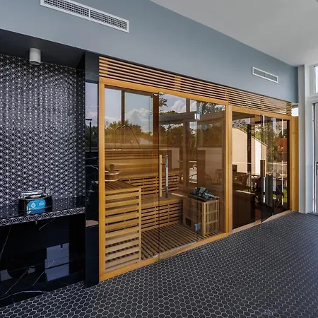 아파트 Bauhaus Wellness 207 - Petiteplage *