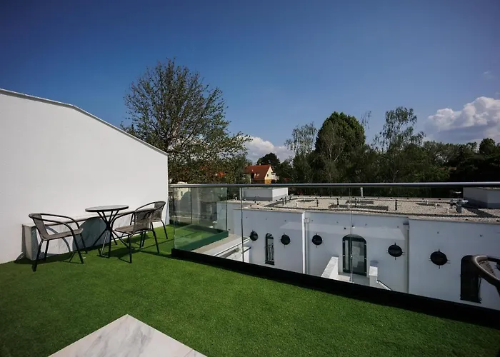 Bauhaus Wellness 207 - Petiteplage Apartment Siófok